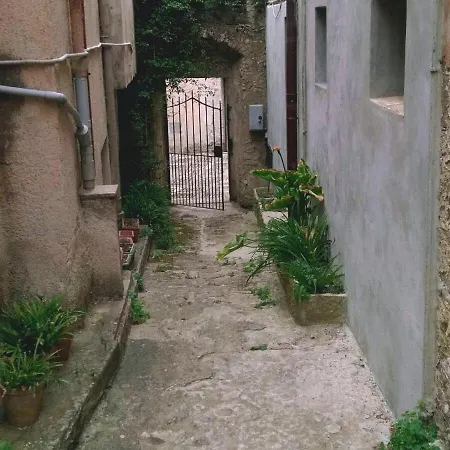 Casa Bomboniera Konukevi *